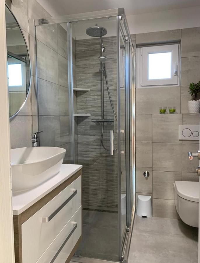 Apartment Salov تروغير المظهر الخارجي الصورة