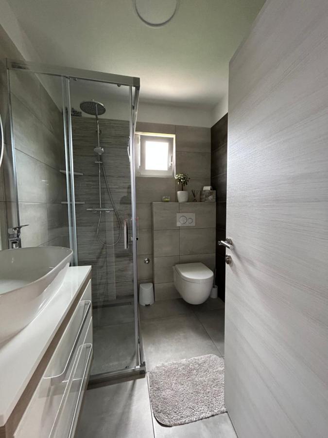 Apartment Salov تروغير المظهر الخارجي الصورة
