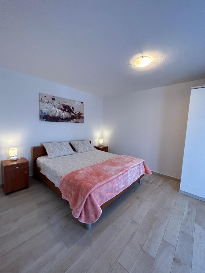 Apartment Salov تروغير المظهر الخارجي الصورة
